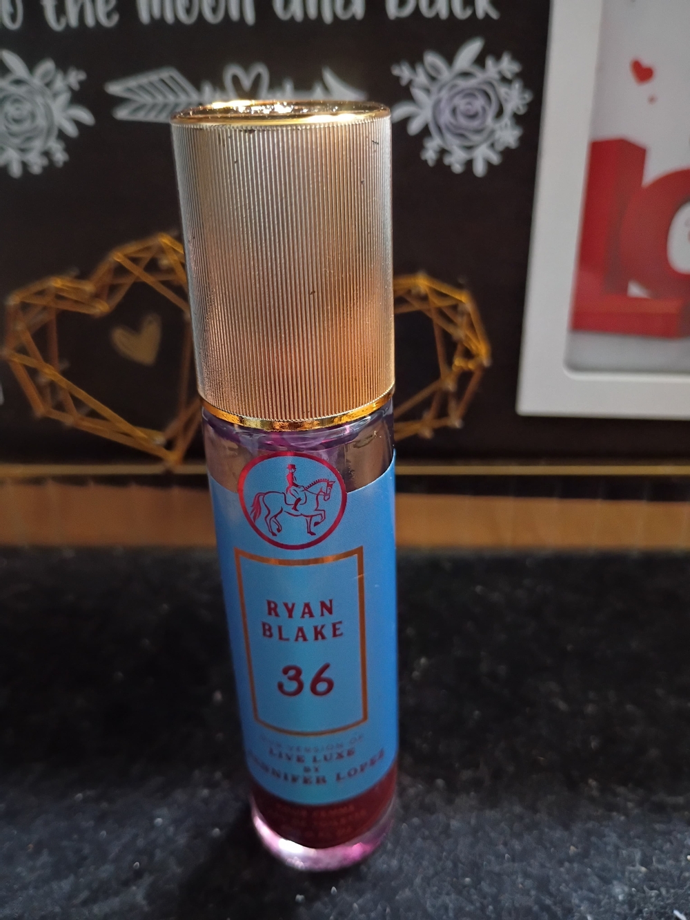 36 Lip Gloss Roller - Blue Packaging